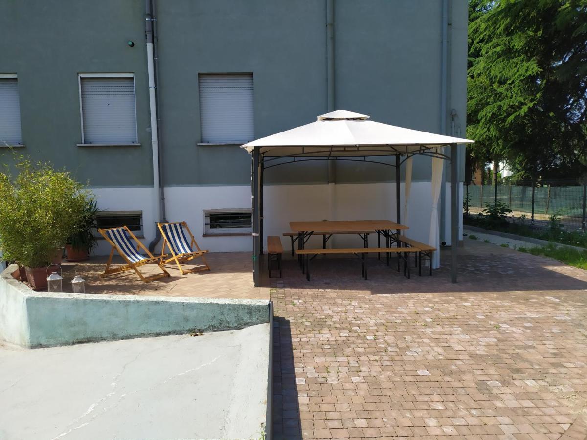 Casa Vacanze I Giardini Di Marzo San Giorgio di Mantua Exterior foto